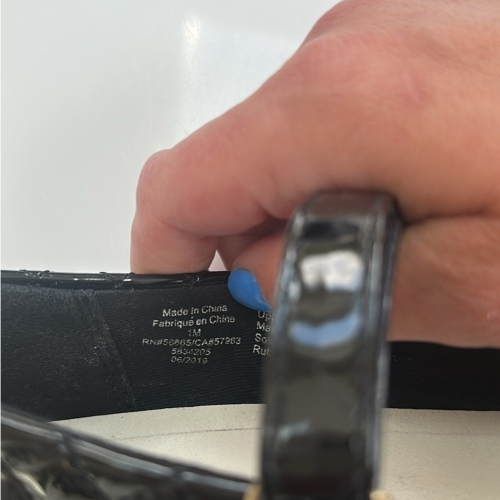 Girls Black Mary Jane flats size 1 - Picture 4 of 5